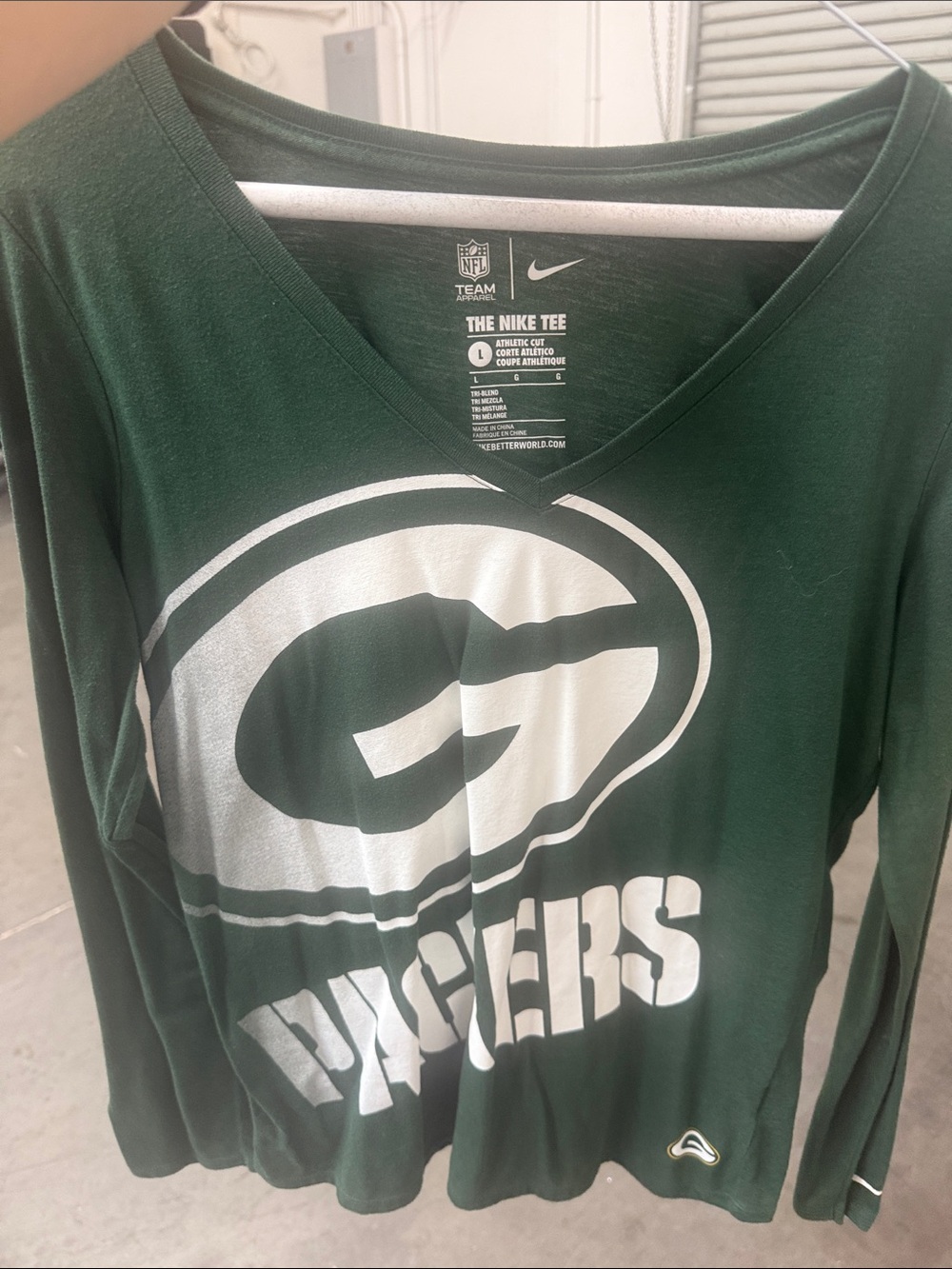 Nike Women's Green Long-Sleeve V-Neck Packers Logo Tee